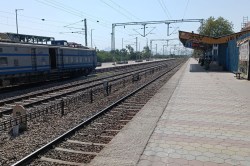 Train News: 15 साल बाद राजस्थान के इन 2 रेलवे स्टेशनों पर शुरू होगी यह बड़ी
सुविधा, टीम ने किया सर्वे - image