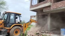 रूपसागर तालाब पेटे में अतिक्रमण, कर दिए पक्के निर्माण, यूडीए ने किया ध्वस्त - image