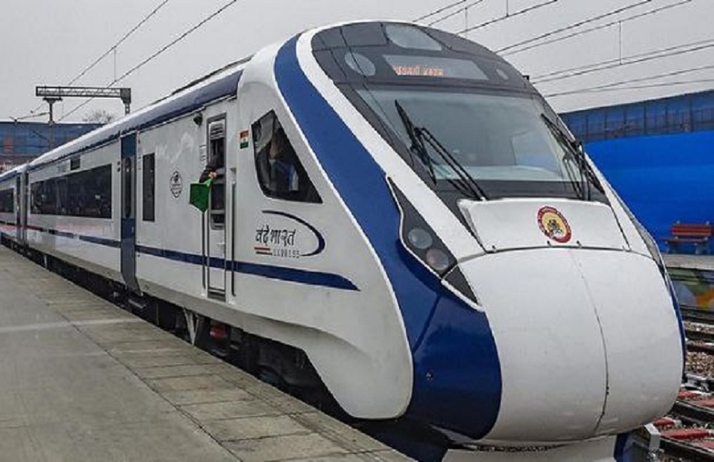 गुजरात के 18 शहर- कस्बे वंदे भारत एक्सप्रेस ट्रेन से जुड़े