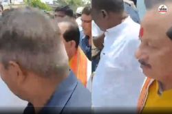 ‘बेटे की कसम खाओ…’, रेप पीड़िता के परिजन को BJP के मंत्री ने मारा धक्का, डिप्टी
सीएम भी थे मौजूद - image
