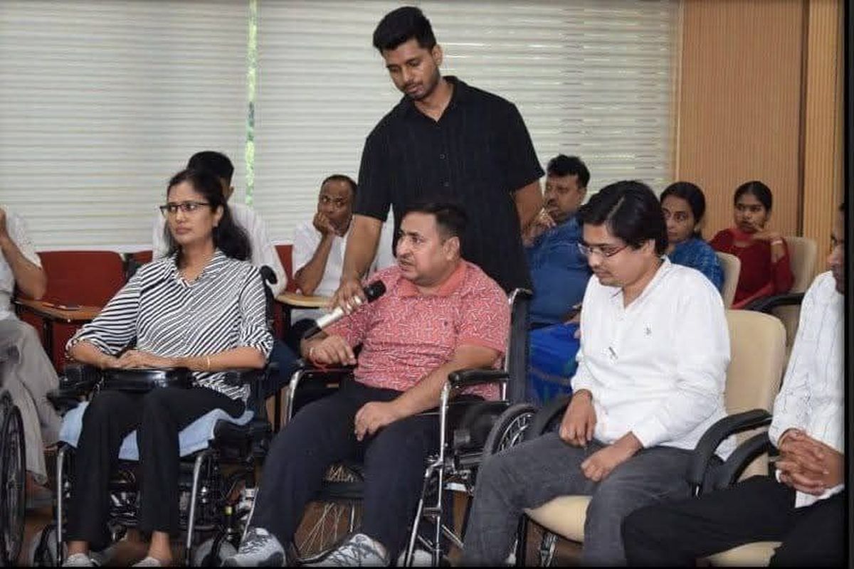 भीलवाड़ा के विनोद चौधरी ने व्हीलचेयर से दी जिंदगी को चुनौती