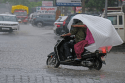 Weather Update: Monsoon Slows Down, Delhi and Nearby Areas Face Heatwave Threat;
Storm and Rain Alert in Several States