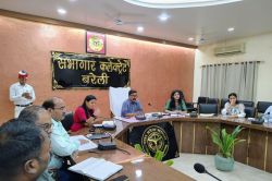 महाभारतकालीन लीलौर झील बनेगी धार्मिक पर्यटन स्थल, डीएम ने विकास कार्यों की
जिम्मेदारी इन अफसरों को सौंपी - image