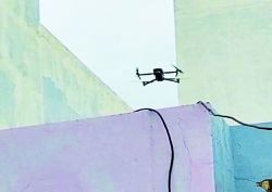 जिले में पहली बार संयुक्त टीम ने ड्रोन से पकड़ी बिजली चोरी - image