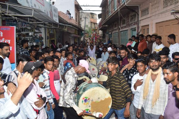 Tajiks were taken out in the city with mournful tunes in memory of the martyrs of Karbala.