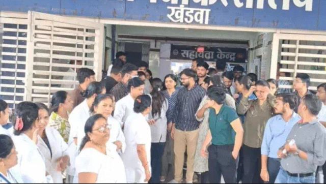 रैफर को लेकर आए दिन हंगामे की सूचना मिलती