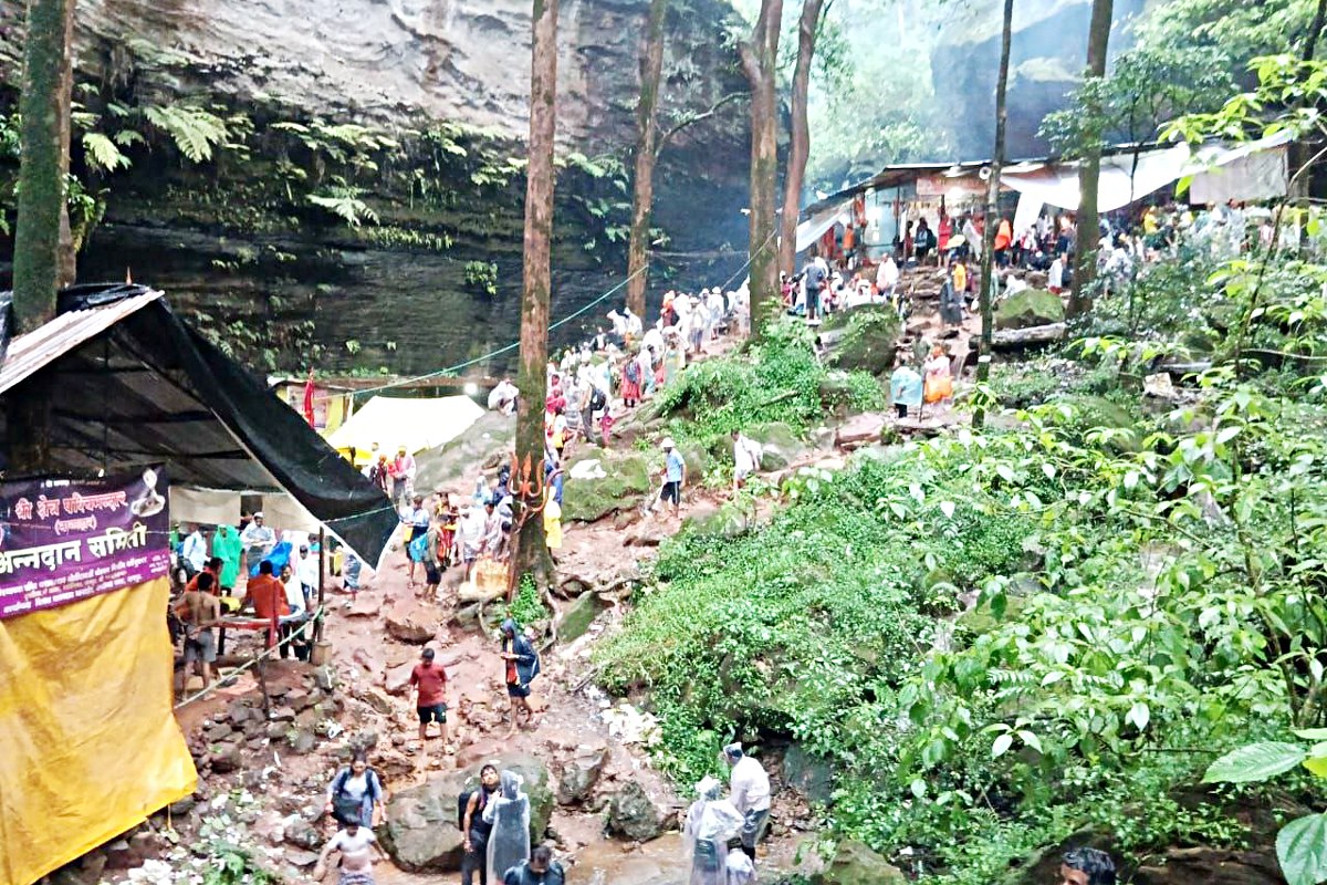 सतपुड़ा के घने जंगलों में नागद्वारी यात्रा का रोमांच