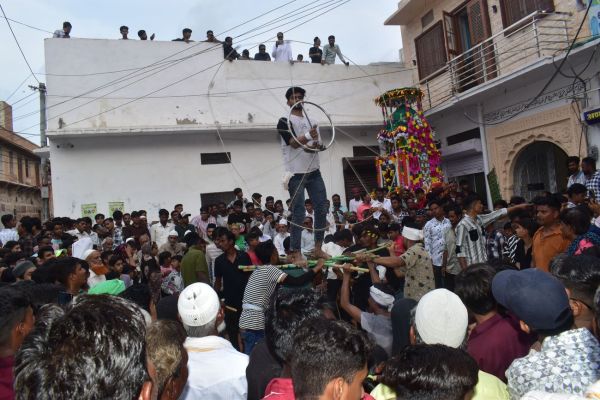 Tajiks were taken out in the city with mournful tunes in memory of the martyrs of Karbala.