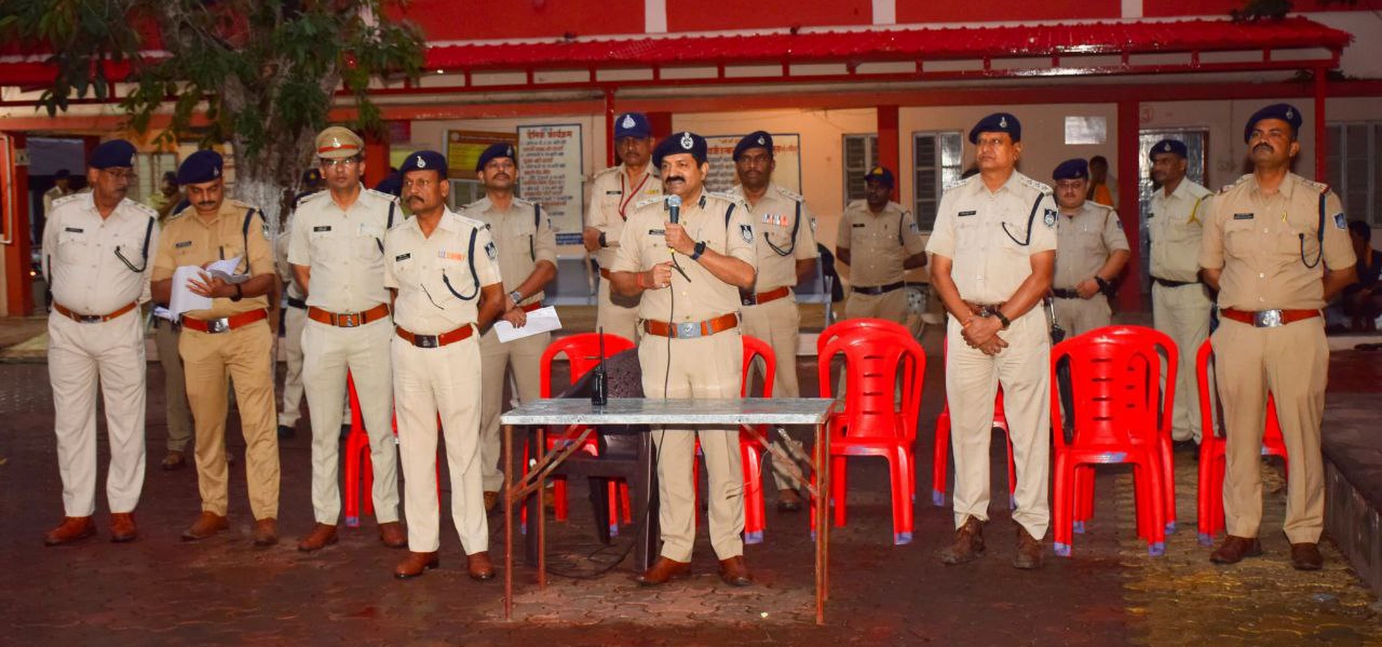 तीन दिन 850 पुलिसकर्मी श्रद्धालुओं की सुरक्षा व्यवस्था में तैनात