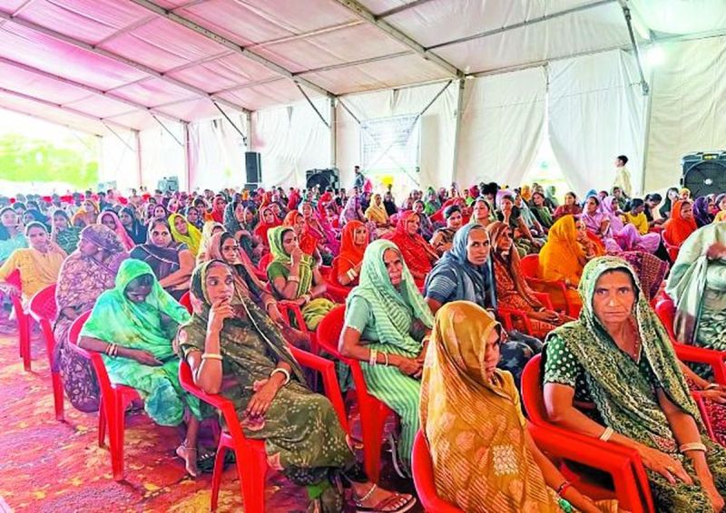 परियोजना में पहले से संचालित 1320 मेगावाट संयंत्र में क्षमता वृद्धि की जाएगी, इसे चरण-।। के तहत प्रस्तावित किया गया है। इस जनसुनवाई का आयोजन राजस्थान राज्य प्रदूषण नियंत्रण मण्डल, झालावाड़ के क्षेत्रीय कार्यालय द्वारा किया गया।