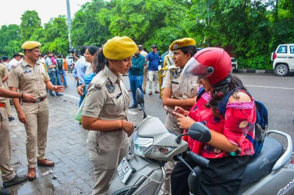 Hanuman chalisa at maharani college 
