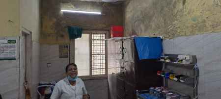 Water dripping in the entire building of the hospital, beds removed from a ward, fear of spoilage of goods in the store room
