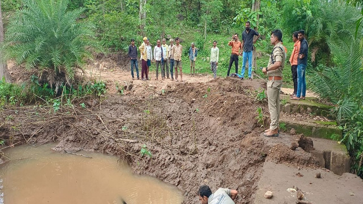 Accident: नहाते समय नाले में डूबने से दो छात्रों की दर्दनाक मौत