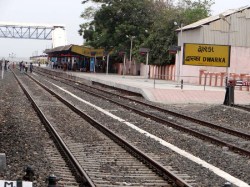 सोमनाथ, द्वारका तीर्थ स्थलों के लिए मिलेगा अतिरिक्त रेल मार्ग - image