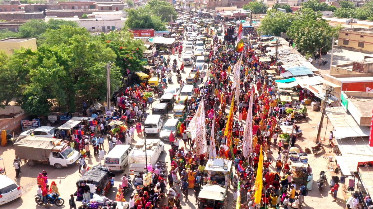 पोकरण – 10 दिन बाद श्रद्धालुओं की आवक, व्यवस्था बाबा के भरोसे