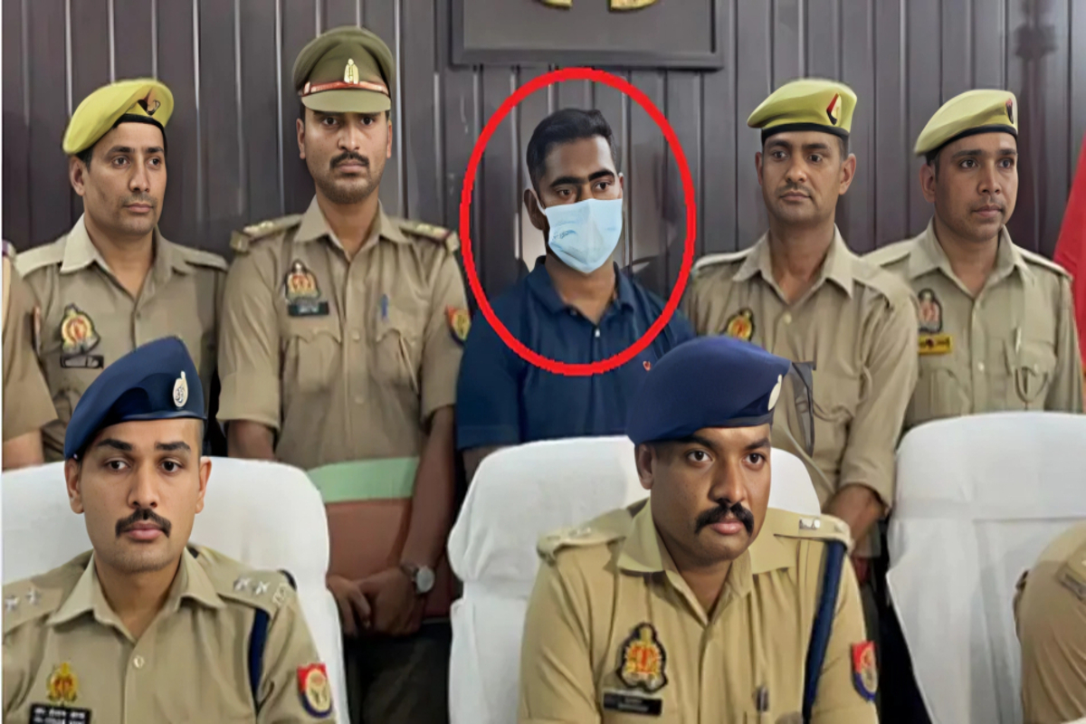 UP Crime: वाराणसी में फर्जी NSG कमांडो गिरफ्तार, देशभर की 25 महिलाओं से की थी
शादी