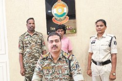 नक्सल अभियान में बड़ी कामयाबी… 1 लाख के इनामी नक्सली गिरफ्तार, भारी मात्रा में
विस्फोटक बरामद - image