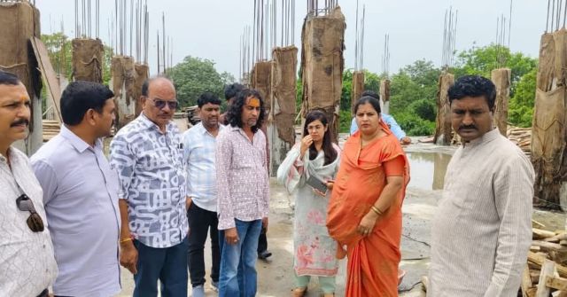 व्यापारियों ने संरचना को समझने के दौरान पूछा दुकानों का आवंटन कैसे होगा