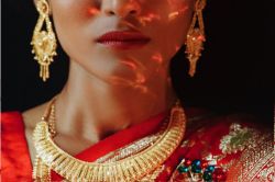 Gold Rate Today: रिस्की एसेट्स से पैसा निकाल सोने में लगा रहे निवेशक, बढ़ गए
भाव, उधर चांदी में क्यों हो रही मुनाफावसूली? - image
