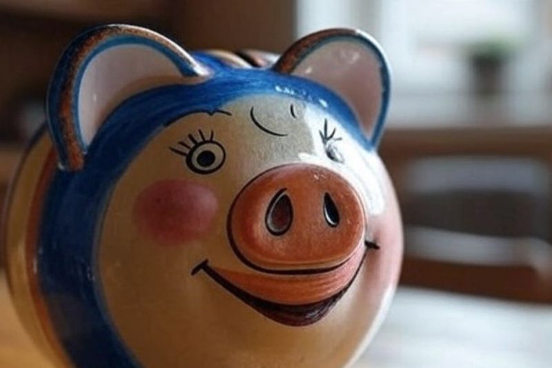 गुल्लक : (प्रतिकात्मक फोटो)