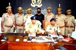 पुलिस का फर्जी सिपाही बन चार राज्य के 20 महिलाओं को प्रेम जाल में फसाया, ऐसे
चढ़ा पुलिस के हत्थे - image