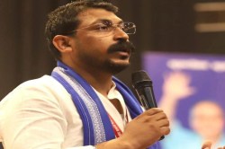 Mau news: मऊ उपचुनाव के जंग में चंद्रशेखर रावण की एंट्री, भारी संख्या में
कार्यकता हुए एकत्रित - image