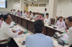 मऊ के प्रत्येक ग्राम पंचायतों में बनेगा पंचायत उत्सव भवन एवं डिजिटल
पुस्तकालयजिलाधिकारी - image