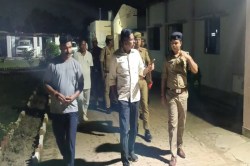 UP Police News: देर रात ट्रेनिंग सेंटर का निरीक्षण करने पहुंचे एसपी - image