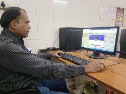 टेलीमेडिसिन : विशेषज्ञों ने मरीजों की ऑनलाइन टटोलीं नब्ज, 18 हजार मरीजों को मिला
डिजिटल इलाज - image