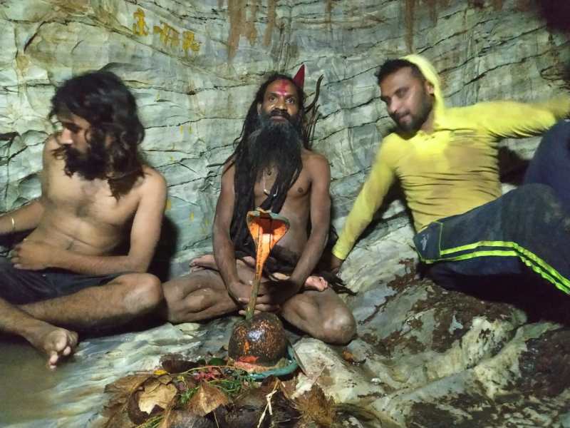 सावन मास और शिवरात्रि में उमड़ता है जनसैलाब