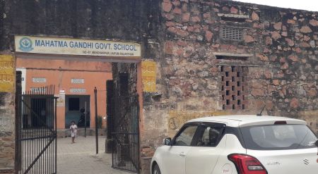 अभी सैंकड़ों स्कूलों को बजट व पुर्निर्माण का है इंतजार।