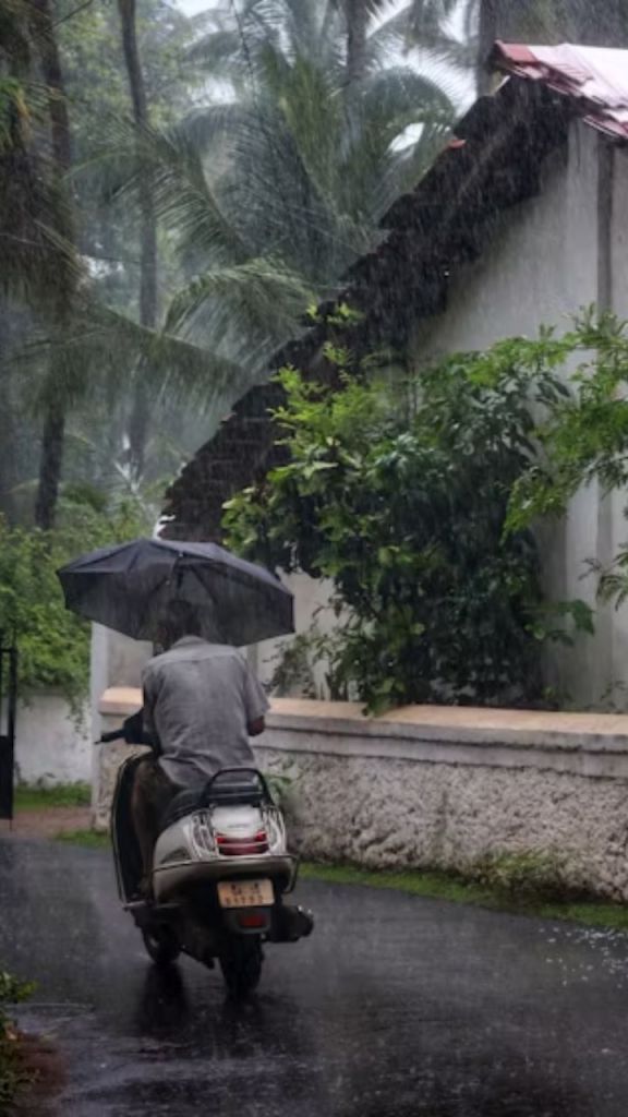CG Monsoon 2025: 29 जिलों में भारी बारिश का ओरेंज-येलो अलर्ट जारी, जानें अगले 5 दिन कैसा रहेगा मौसम?
