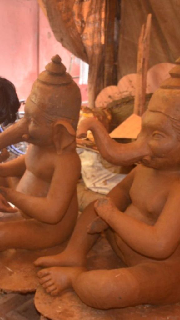 Ganesh Chaturthi 2025: छत्तीसगढ़ में गणेश प्रतिमा का निर्माण शुरू...