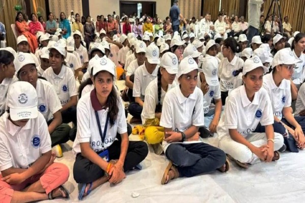 मंत्री लक्ष्मी राजवाड़े का MP दौरा (फोटो सोर्स-DPR)