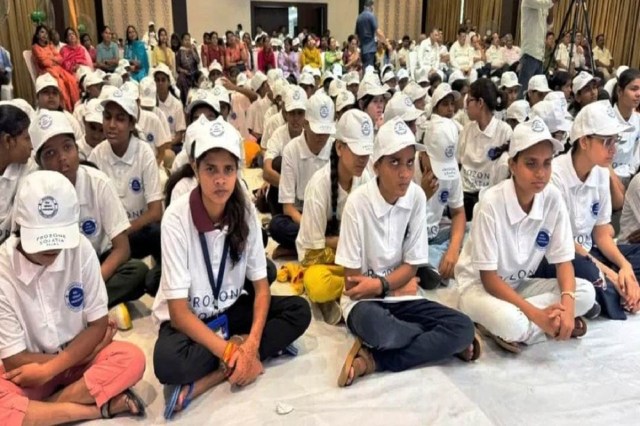मंत्री लक्ष्मी राजवाड़े का MP दौरा (फोटो सोर्स-DPR)
