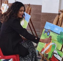 डॉक्टरी के साथ हैं कई प्रतिभाओं के धनी, लेखन और पेंटिंग के माध्यम से दे रहे
सामाजिक संदेश - image