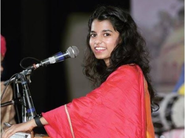 CG News: लोक गायिका सुश्री मैथिली ठाकुर के सुमधुर भजनों से विधानसभा परिसर हुआ राममय, देखें तस्वीरें 
