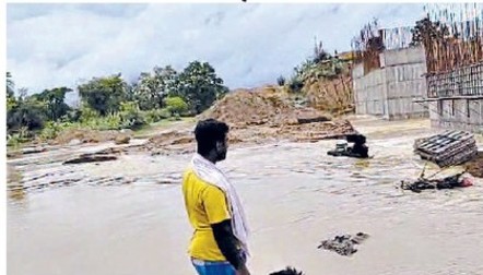 चार घंटे मूसलाधार बारिश! जनजीवन अस्त-व्यस्त... नदी-नाले उफान पर, घरों में घुसा पानी, photo