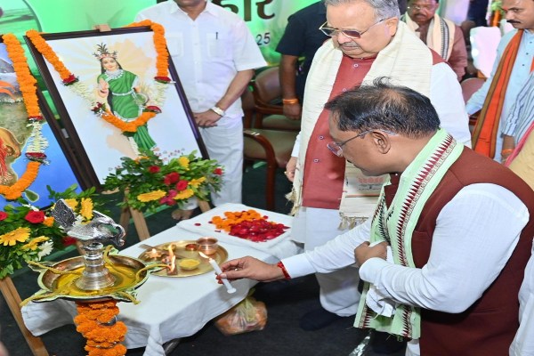 Hareli Tihar 2025: मुख्यमंत्री निवास में छाया हरेली उत्सव का रंग, CM बोले - किसानों की खुशहाली और समृद्धि हमारा प्रमुख ध्येय... देखें तस्वीरें
