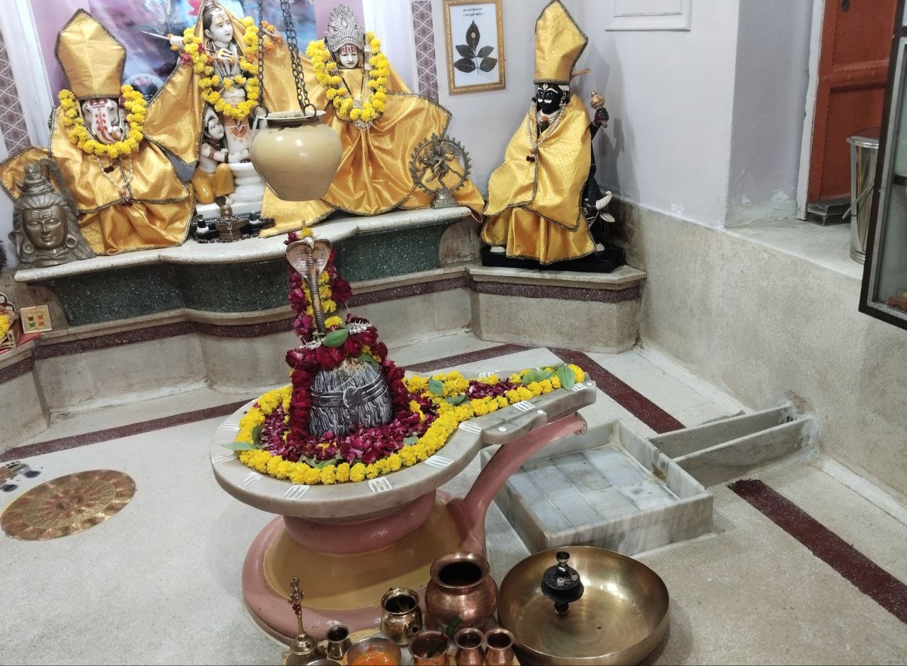 मार्कण्डेश्वर महादेव मंदिर: जहां महाकाल के साथ विराजते हैं धर्मराज