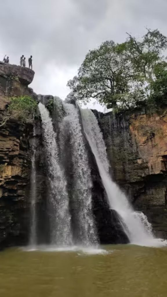 CG Tourism: सिद्धखोल जलप्रपात बनेगा नया इको टूरिज्म डेस्टिनेशन