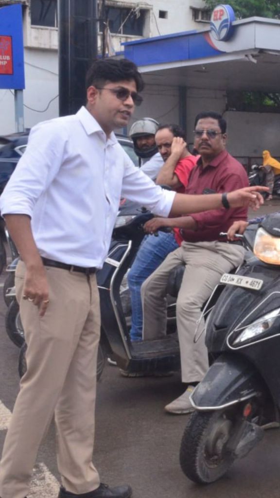 CG News: बिना हाई सिक्योरिटी नंबर प्लेट वाले वाहनों पर हुई कार्रवाई, 111 वाहनों से वसूला जुर्माना…