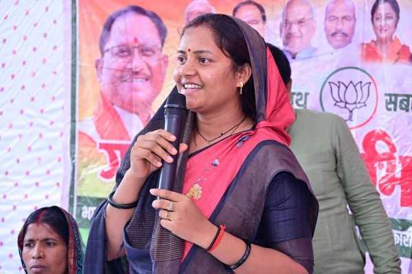 CG News: मंत्री लक्ष्मी राजवाड़े के प्रयास से इस जिले को मिली सड़कों की सौगात, निर्माण के लिए करोड़ों की मंजूरी