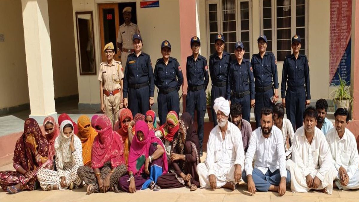Watch Video: जानलेवा हमला, राजकार्य में बाधा और भीड़ इकट्ठा करने का आरोप, 23
गिरफ्तार