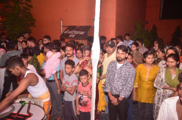 पहला सावन सोमवार आज! महादेव घाट में श्रद्धालुओं की भीड़, हर-हर महादेव से गूंजेंगे मंदिर...