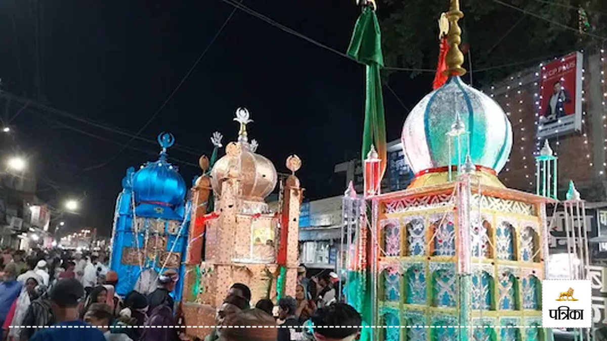 Muharram 2025: मोहर्रम पर कड़ी सुरक्षा, रामपुर में आज निकाले जाएंगे 643 ताजियों
के जुलूस, प्रशासन सतर्क