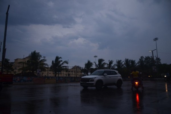 CG Weather Update: इन क्षेत्रों में अगले 4 दिन झमाझम बारिश के आसार, जानें आपके जिले में कैसा रहेगा मौसम!