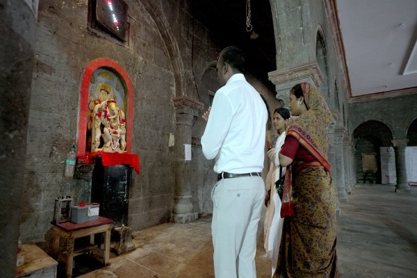 मंत्री लक्ष्मी राजवाड़े का MP दौरा (फोटो सोर्स-DPR)