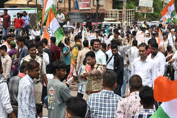 छत्तीसगढ़ में कांग्रेस की आर्थिक नाकाबंदी (फोटो सोर्स- पत्रिका)