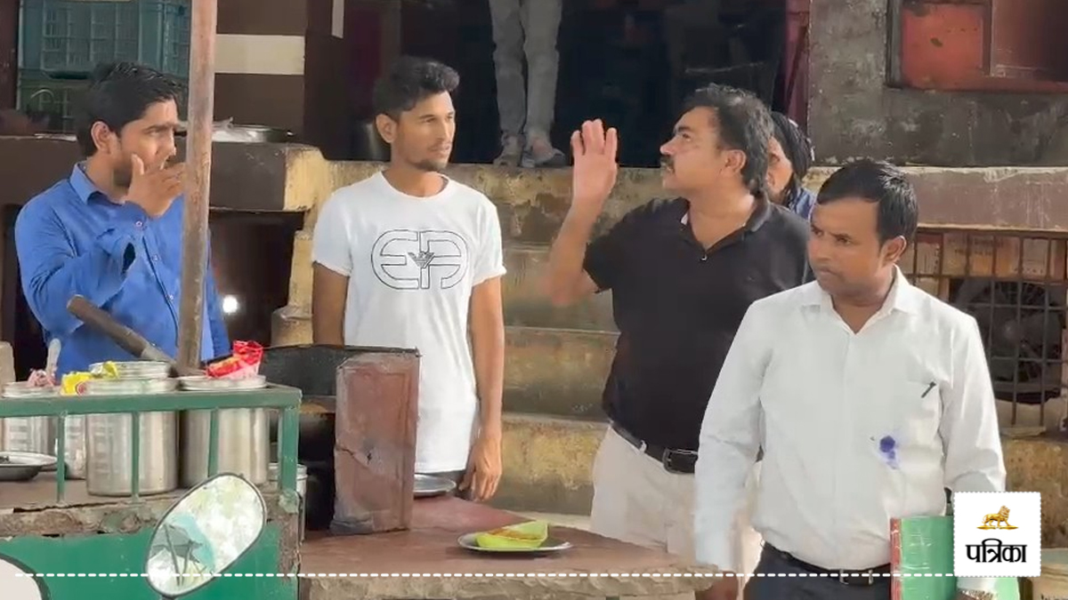 कांवड़ यात्रा से पहले अमरोहा में प्रशासन सख्त, 11 जुलाई से 4 अगस्त तक बंद रहेंगी
नॉनवेज की दुकानें और होटल